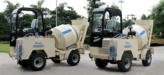 Self Loading Concrete Mixer